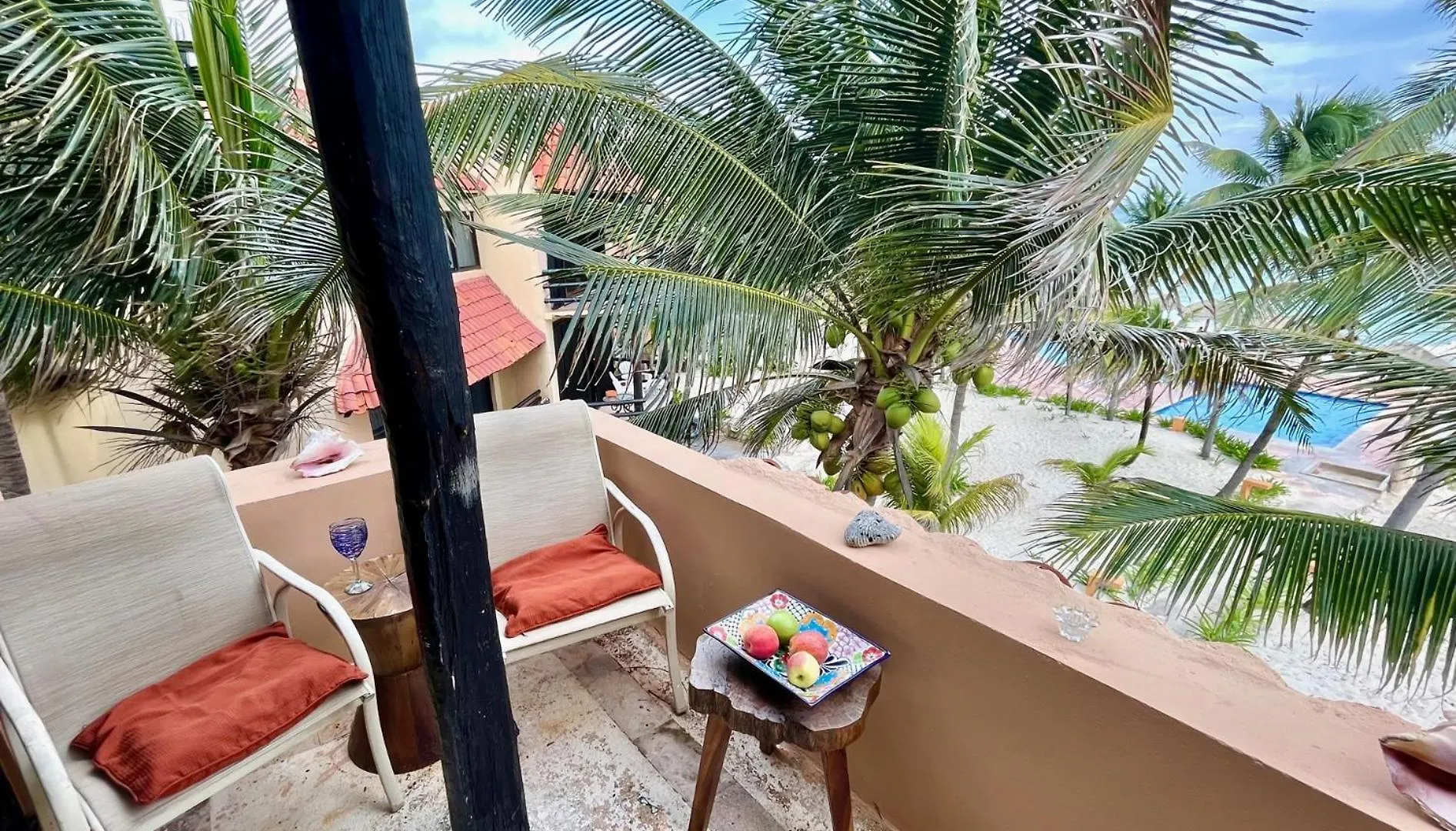 Beachfront Hammock Heaven Akumal Apartment